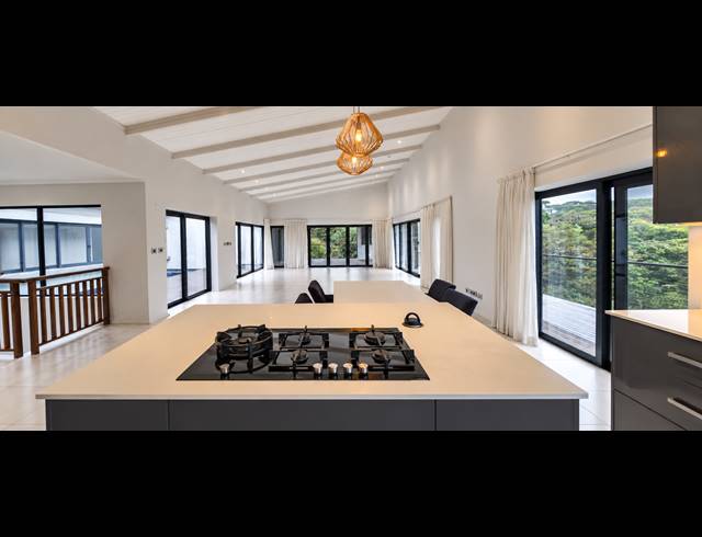 5 BEDROOM HOUSE FOR SALE IN SIMBITHI ECO ESTATE